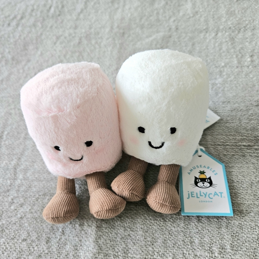 Amuseables white and pink marshmallows